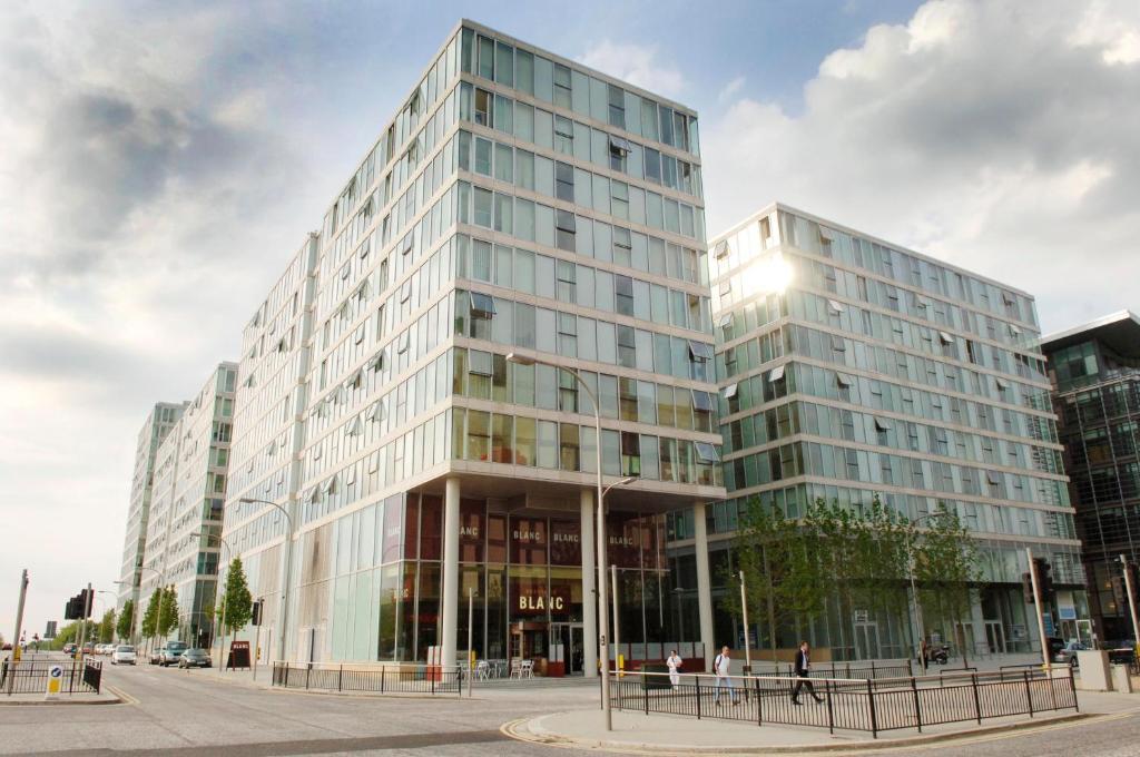 City Stay Apartments - Hub Milton Keynes Ngoại thất bức ảnh